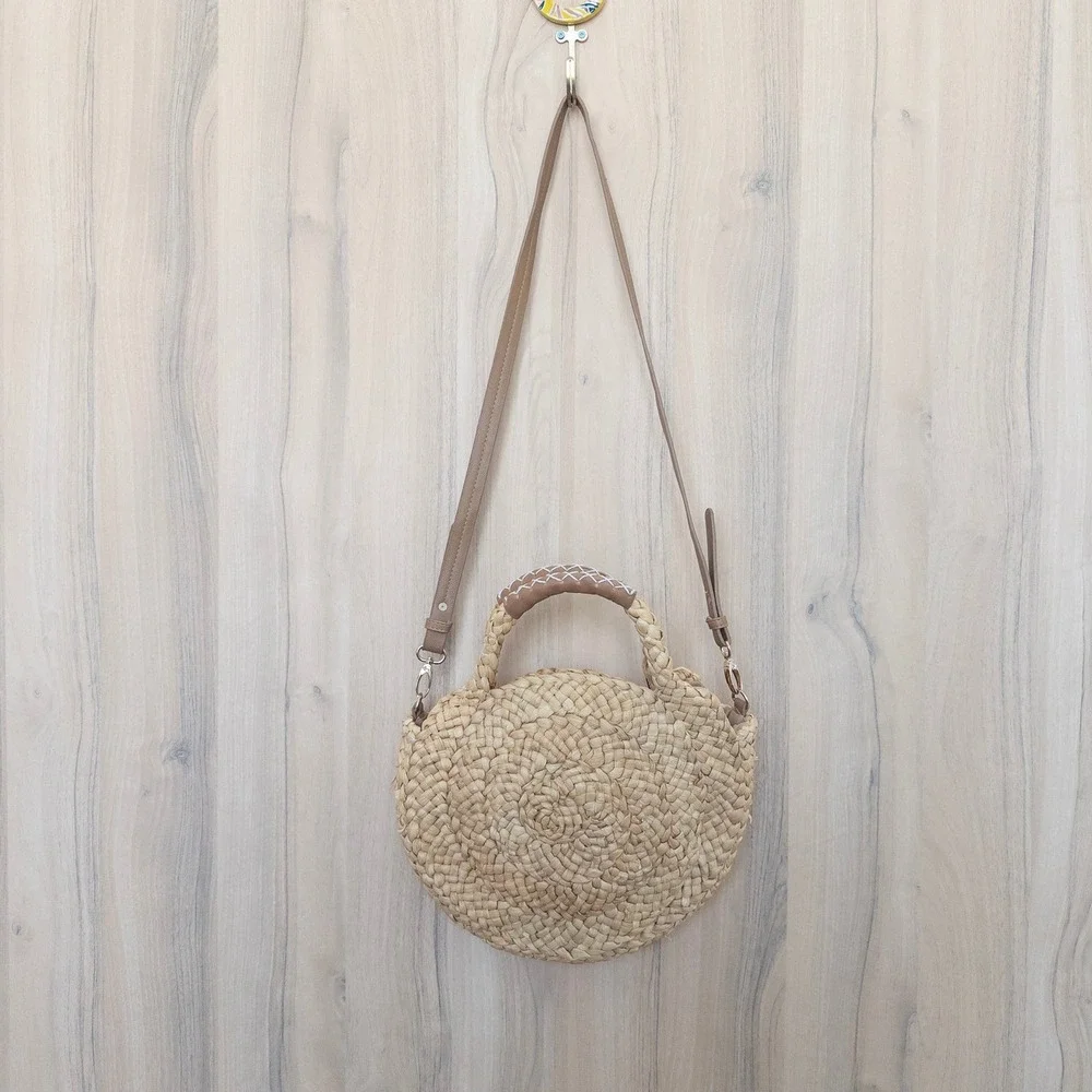 Round Woven Straw Floral Crossbody Bag OS Tan Daisy Embroidered Boho Beach